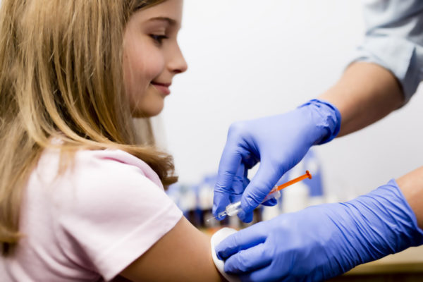 Вакцинация против ВПЧ: кому можно делать, эффективность процедуры 0